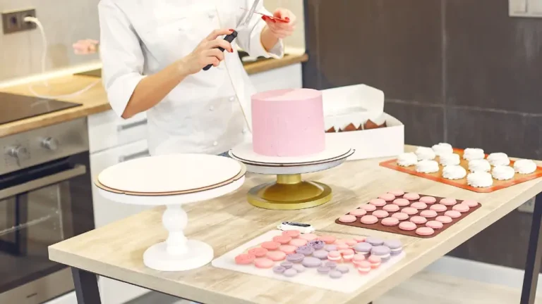 Aprenda os segredos que ninguém mais te conta para ter sucesso na confeitaria.