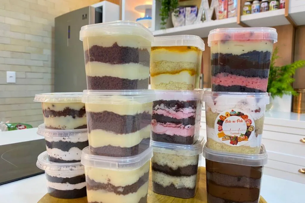 Aprenda a fazer e a vender as mais deliciosas receitas de bolo de pote.