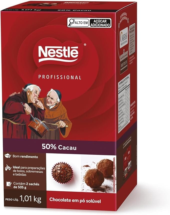 Imagem da caixa do Nestlé Chocolate em Pó Profissional 50% Cacau, com peso líquido de 1,01kg. A embalagem vermelha destaca o logo da Nestlé, a linha "PROFISSIONAL", "50% Cacau", e ilustrações de monges preparando chocolate. Inclui imagens de brigadeiro e trufas, informações sobre bom rendimento e sugestão de 2 sachês de 505g.
