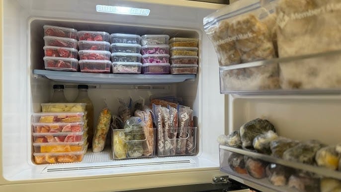 Organização e Inventário: O Segredo para Otimizar o Estoque no Freezer Horizontal da Confeitaria